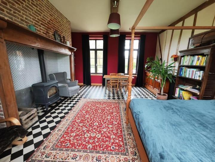 Chambre Spacieuse Avec Vue Sur Clocher Apartment Verchin Exterior photo